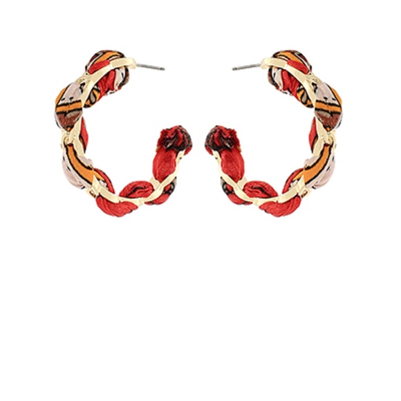 Scarf Fabric Oval Chain Hoops - Picture 3 of 6